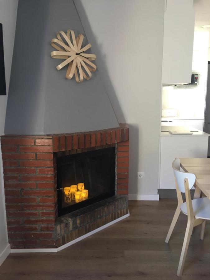 Apartaments La Pertusa 1R Piso Corca  エクステリア 写真