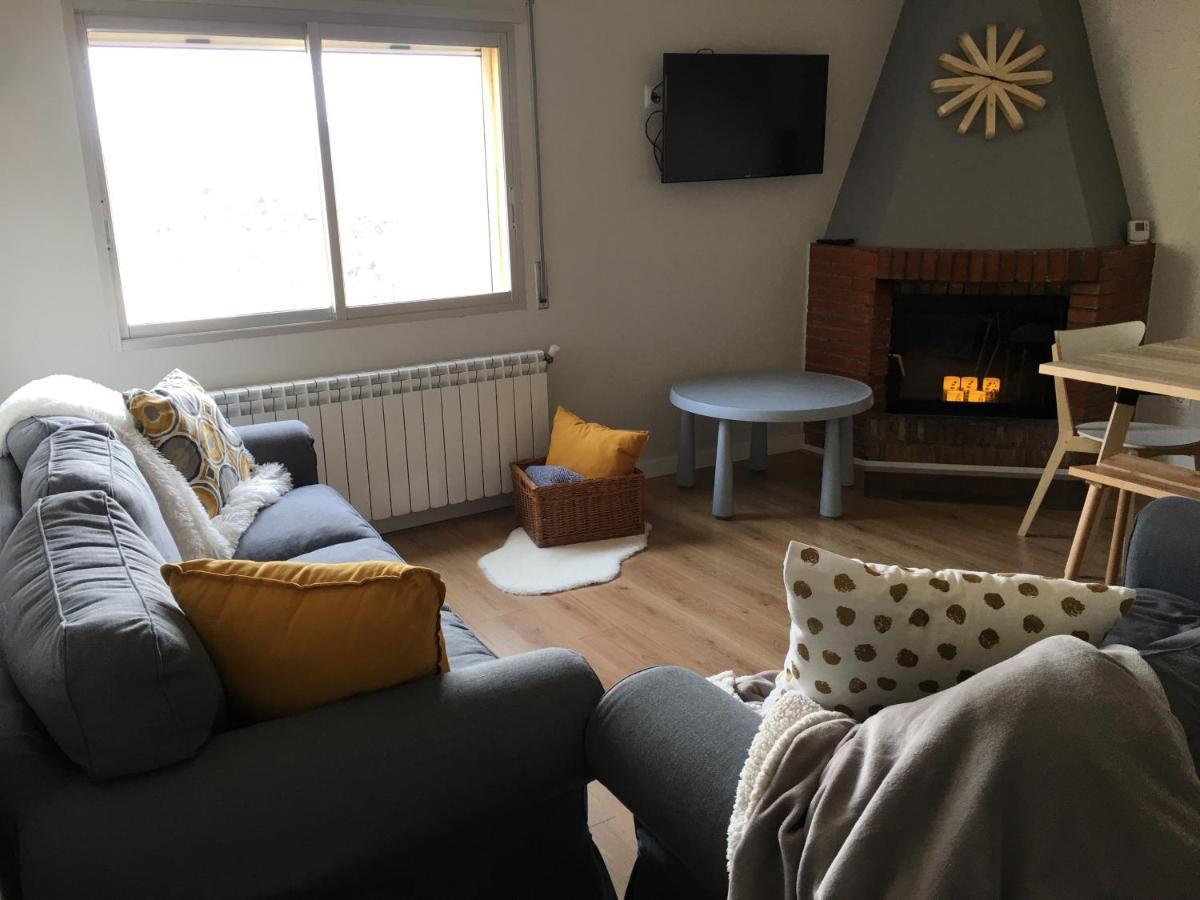 Apartaments La Pertusa 1R Piso Corca  エクステリア 写真