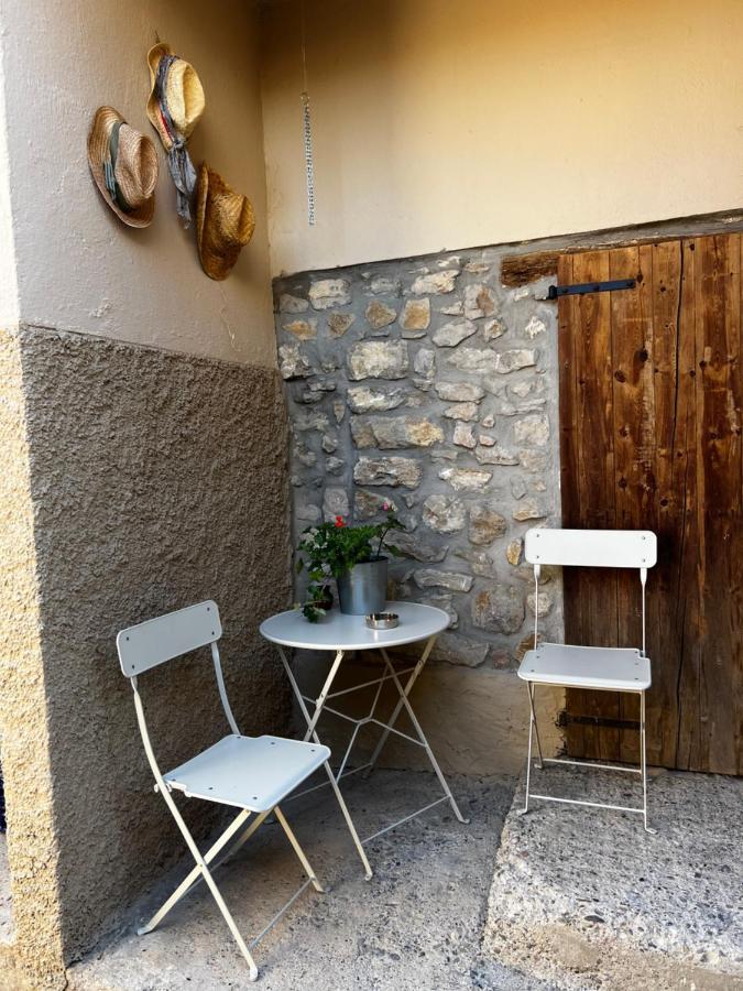 Apartaments La Pertusa 1R Piso Corca  エクステリア 写真